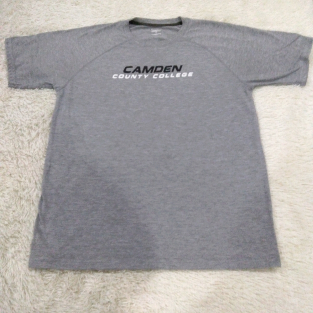 Men's college t-shirt